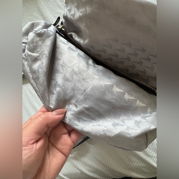 Lo & Sons The Pearl Crossbody Bag in Black Saffiano/Gray/Gold - Picture 7 of 9